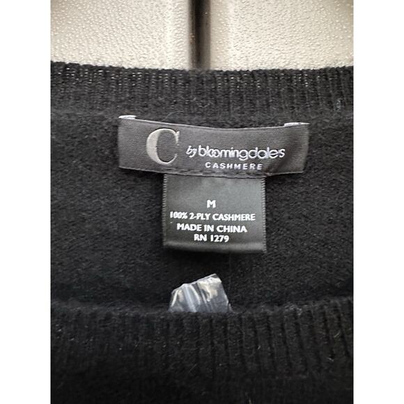 C By Bloomingdale's 100% Cashmere Embellished Shoulders Sweater Sz M Black $228 - Picture 11 of 12